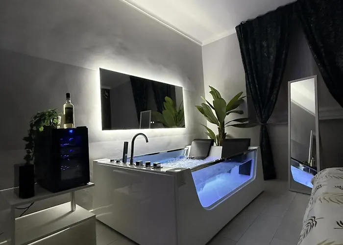 Apartment Tropical Rhapsody - Jacuzzi & King Size A Centro Turin